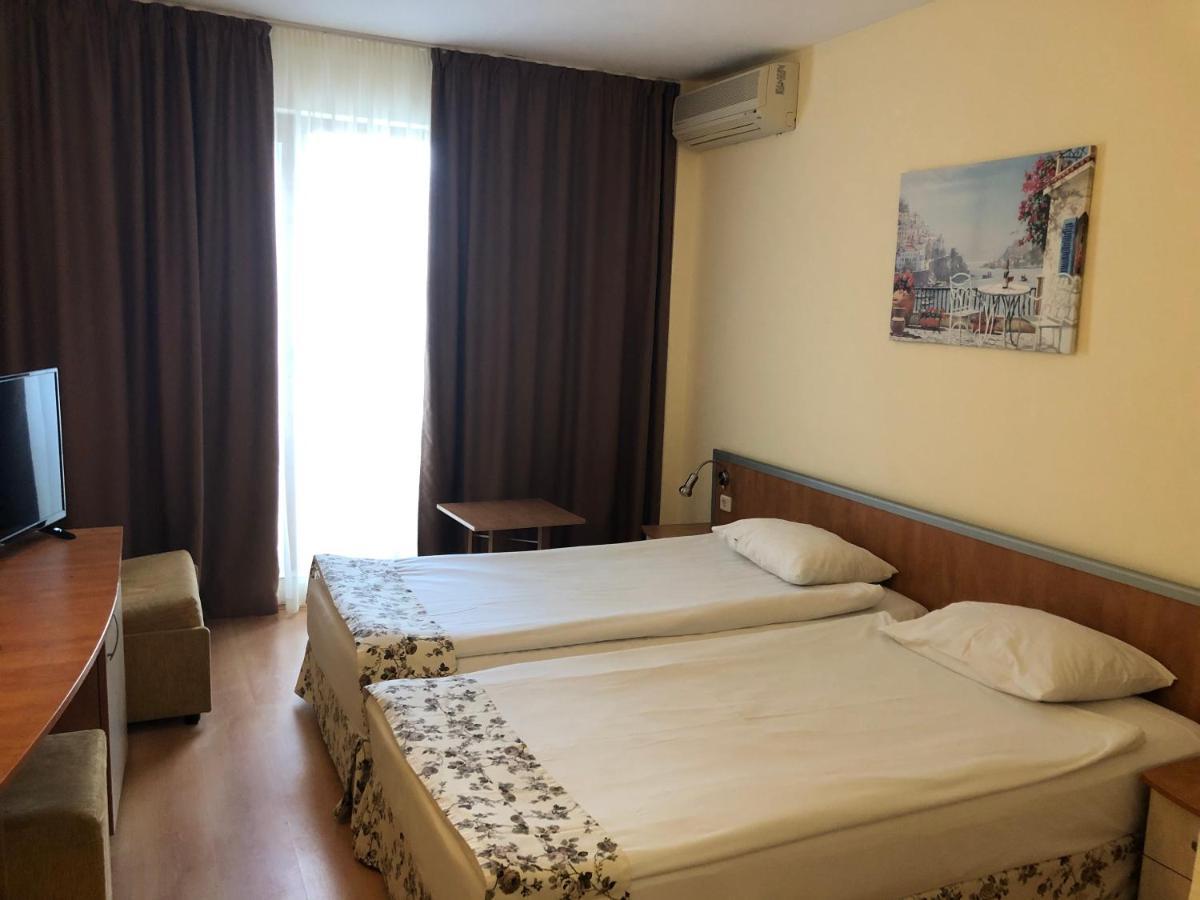 Hotel Atol Slăntjev Brjag Exteriör bild