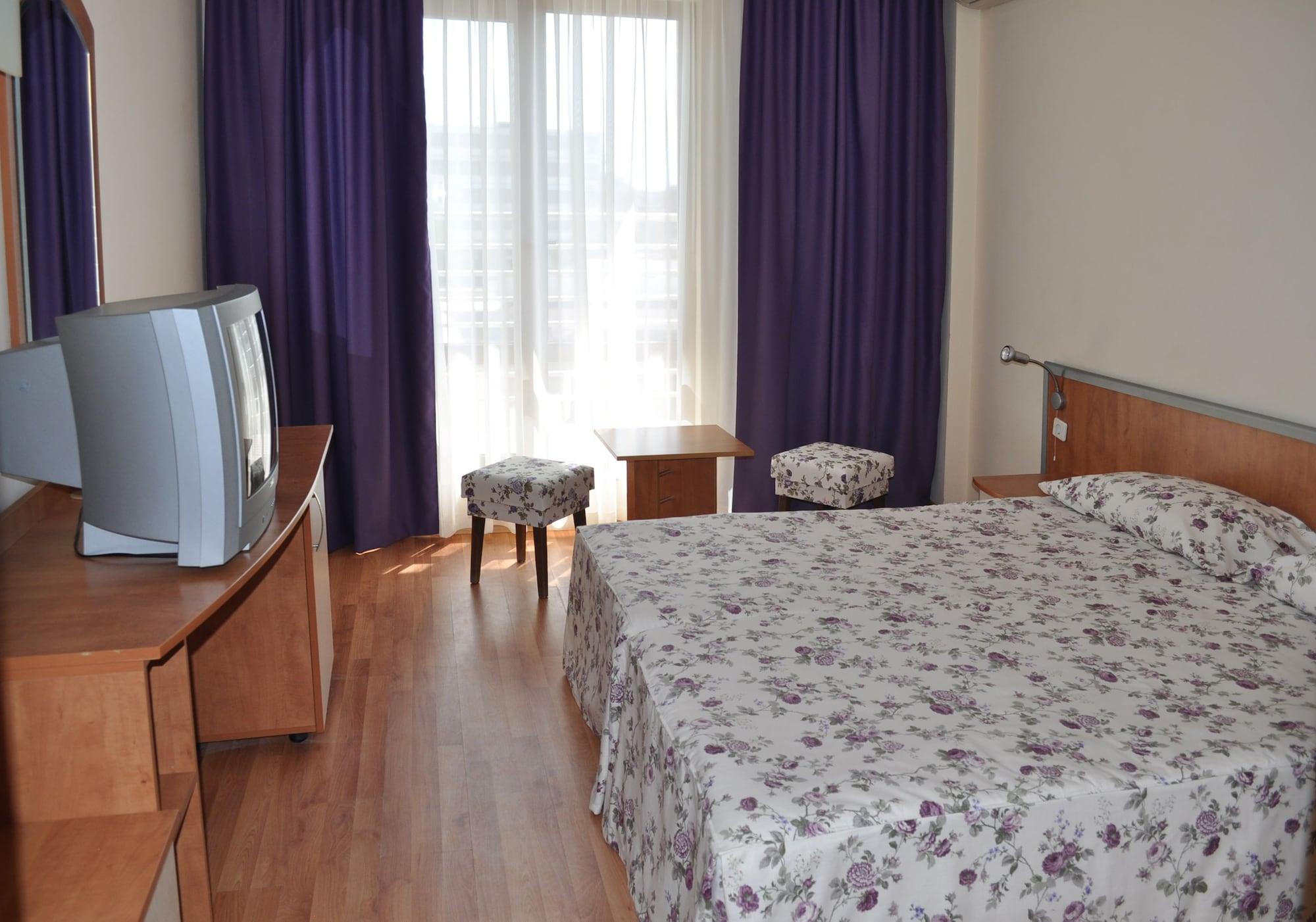 Hotel Atol Slăntjev Brjag Exteriör bild