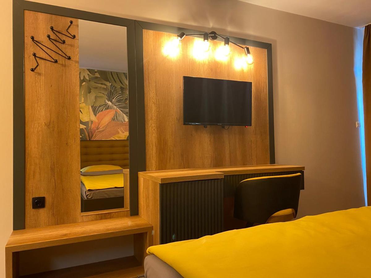 Hotel Atol Slăntjev Brjag Exteriör bild