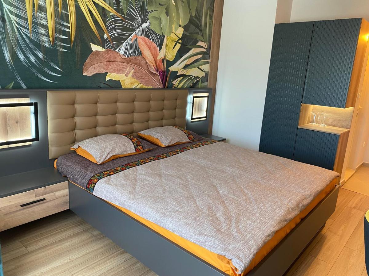 Hotel Atol Slăntjev Brjag Exteriör bild