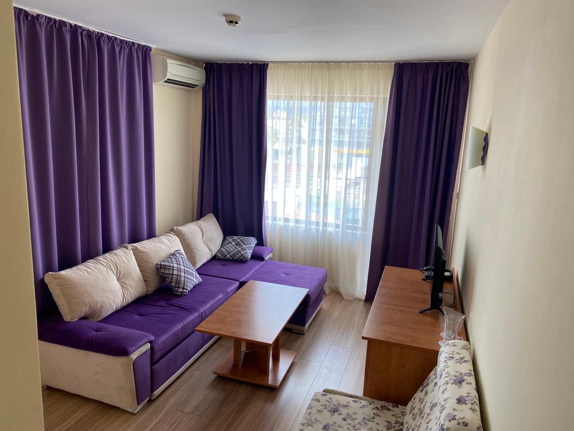 Hotel Atol Slăntjev Brjag Exteriör bild