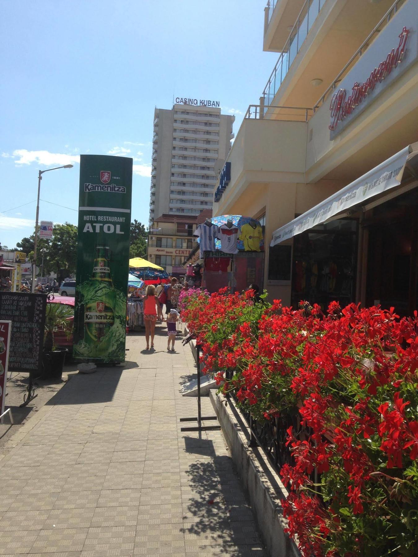 Hotel Atol Slăntjev Brjag Exteriör bild